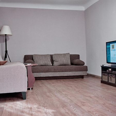 Flat in the city center Odessa Exteriör bild